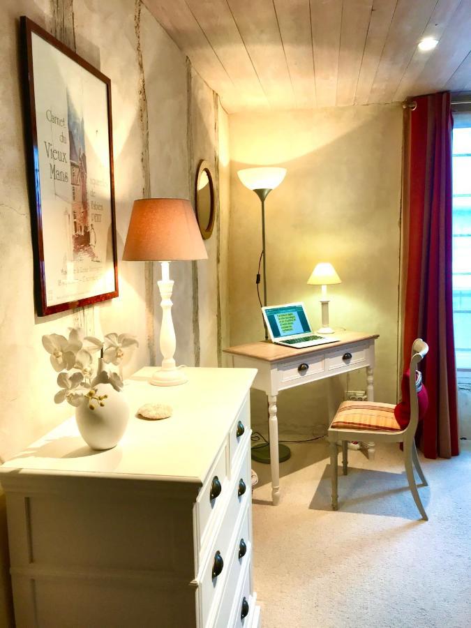 Logis Saint-Flaceau Le Mans Esterno foto