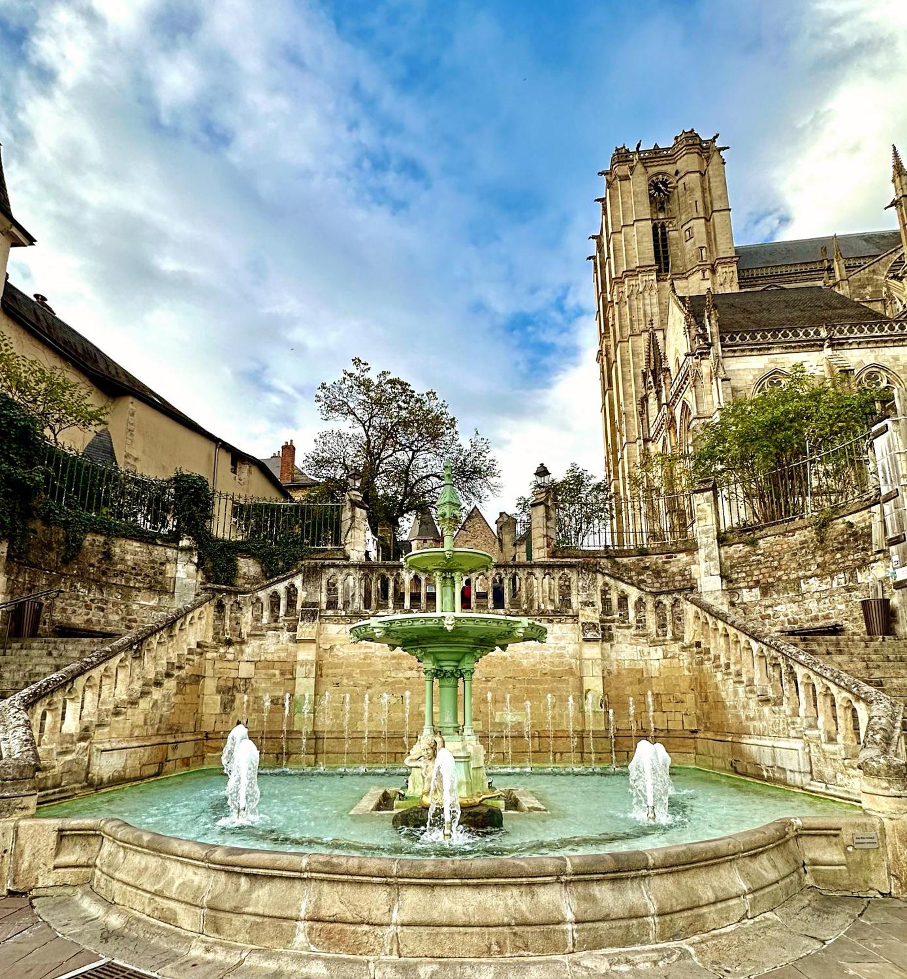 Logis Saint-Flaceau Le Mans Esterno foto